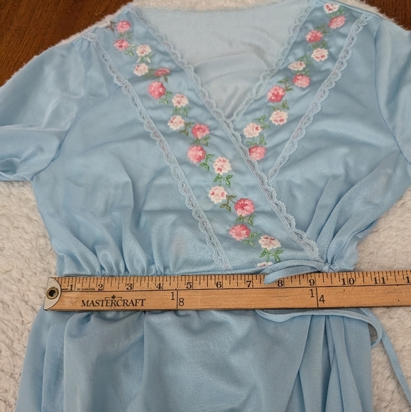 Vintage floral embroidered robe blue xs small - Picture 12 of 12